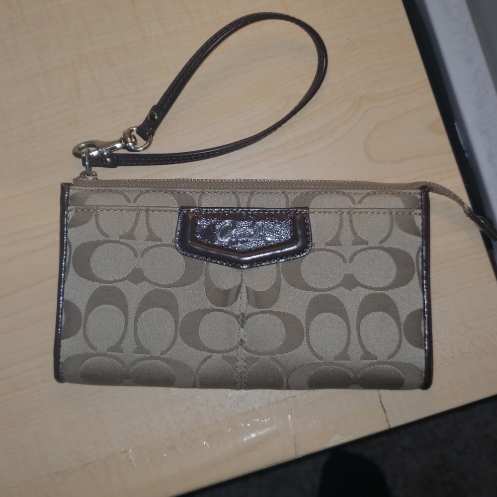 Coach Fabric Wallet/Wristlet
